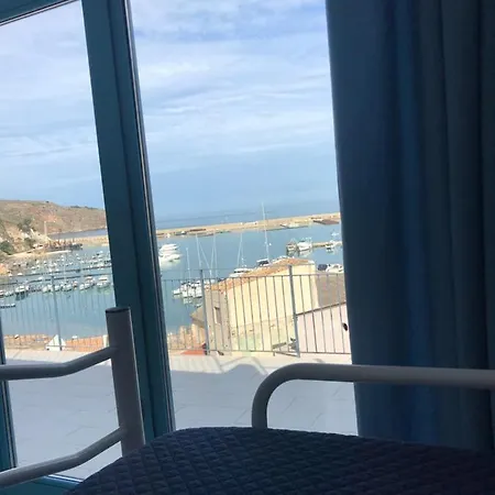 La Terrazza Sul Porto Apartment *